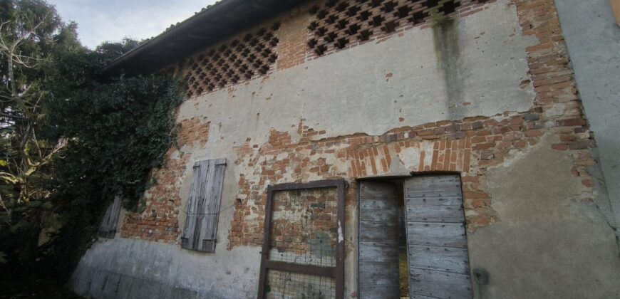 SANT’ANGELO LODIGIANO – Casa semi indipendente