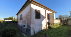 SAN COLOMBANO AL LAMBRO – Casa indipendente da ristrutturare