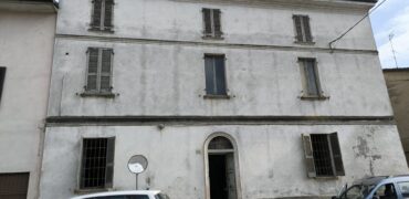 CHIGNOLO PO – Proprietà indipendente da ristrutturare