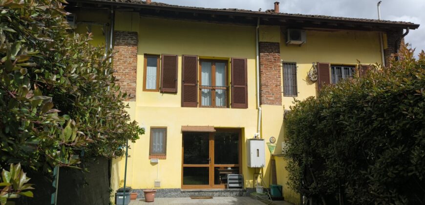 BORGO SAN GIOVANNI – Villetta centrale