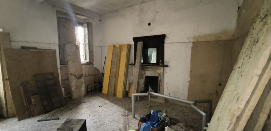 CHIGNOLO PO – Proprietà indipendente da ristrutturare