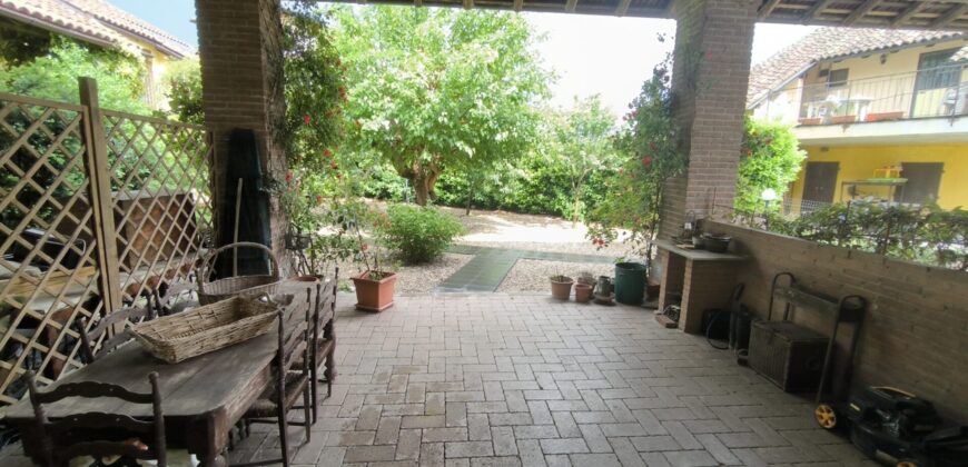 BORGO SAN GIOVANNI – Villetta centrale