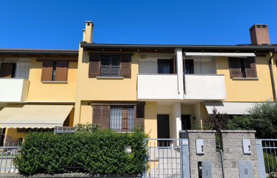 SANT’ANGELO LODIGIANO – Ottima villa centrale