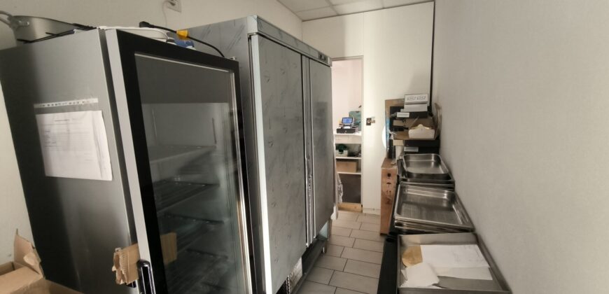 CASELLE LURANI- Vendesi attività di pasticceria e gastronomia