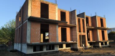 SANTA CRISTINA E BISSONE – Nuova mini palazzina