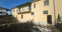 CAVIAGA – Proprietà composta da due appartementi