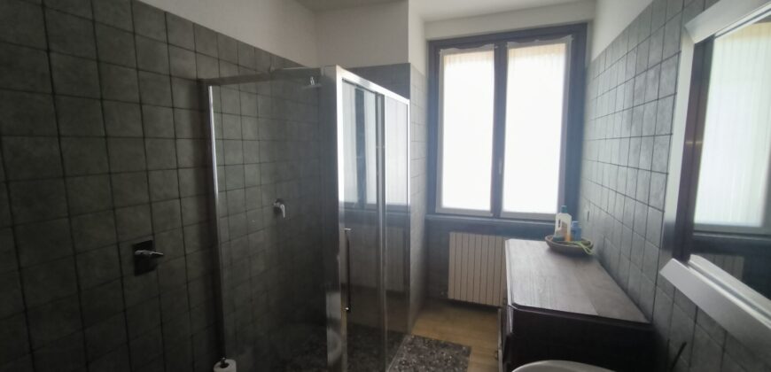 SANT’ANGELO LODIGIANO – Ottima casa semi indipendente