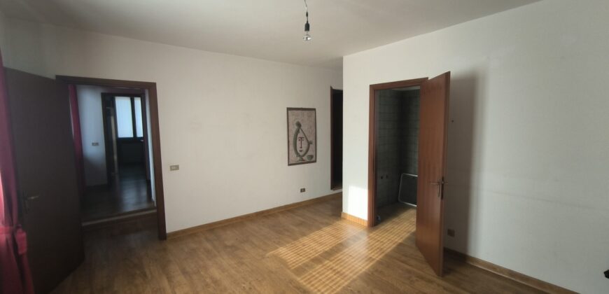 SANT’ANGELO LODIGIANO – Ottima casa semi indipendente