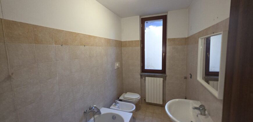 BORGHETTO LODIGIANO – Appartamento con giardino privato