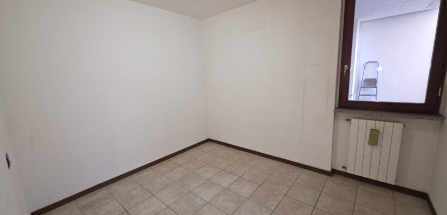 BORGHETTO LODIGIANO – Appartamento con giardino privato