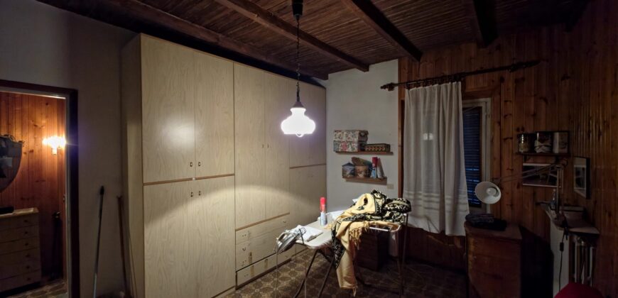 INVERNO E MONTELEONE – Casa semi indipendente