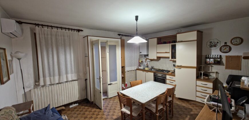 INVERNO E MONTELEONE – Casa semi indipendente