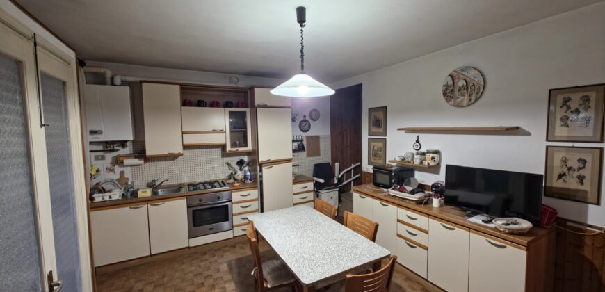 INVERNO E MONTELEONE – Casa semi indipendente