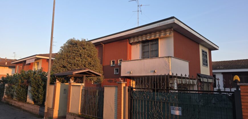 VALERA FRATTA – Villa singola