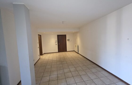 BORGHETTO LODIGIANO – Appartamento con giardino privato