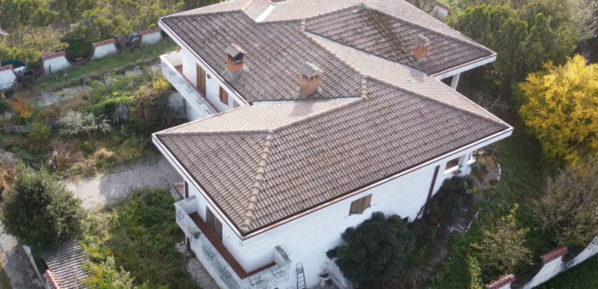 SAN COLOMBANO AL LAMBRO – Villa Singola in Vendita