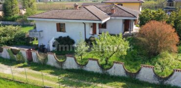 SAN COLOMBANO AL LAMBRO – Villa Singola in Vendita