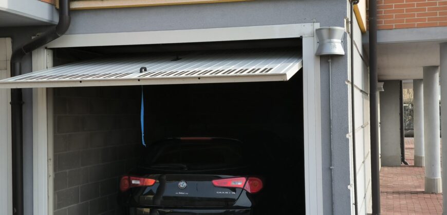 MASSALENGO- Box in vendita