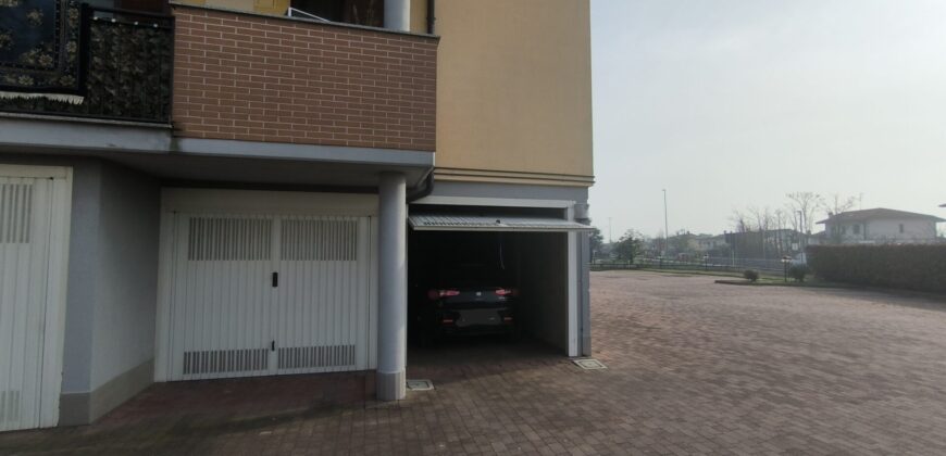 MASSALENGO- Box in vendita