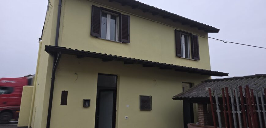 SAN COLOMBANO AL LAMBRO- Casa indipendente