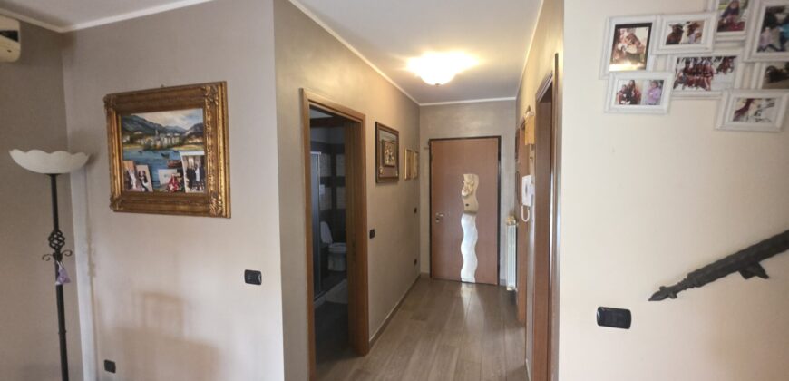 SANT’ANGELO LODIGIANO – Villa a Schiera Centrale