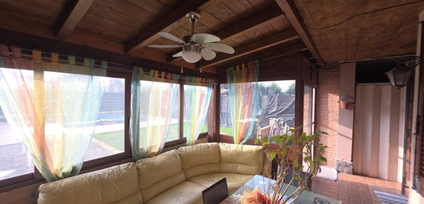 SANT’ANGELO LODIGIANO – Villa a Schiera Centrale