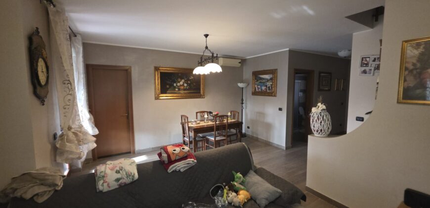 SANT’ANGELO LODIGIANO – Villa a Schiera Centrale