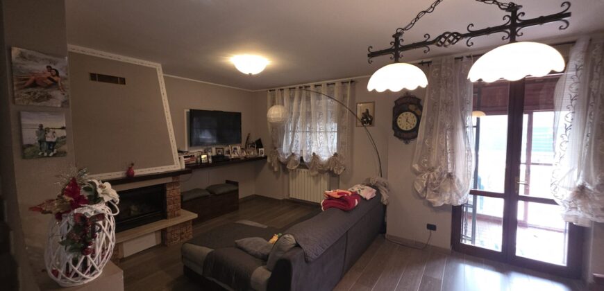 SANT’ANGELO LODIGIANO – Villa a Schiera Centrale