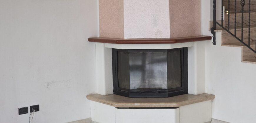 SANT’ANGELO LODIGIANO – Porzione di bivilla