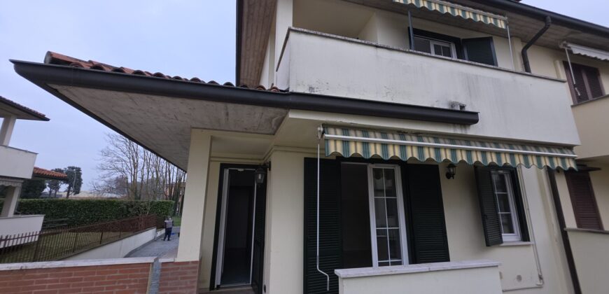 SANT’ANGELO LODIGIANO – Porzione di bivilla