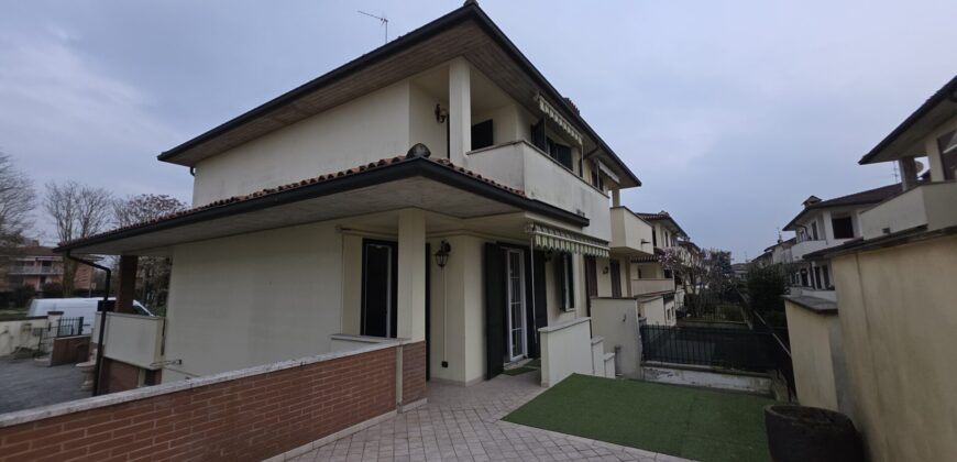 SANT’ANGELO LODIGIANO – Porzione di bivilla