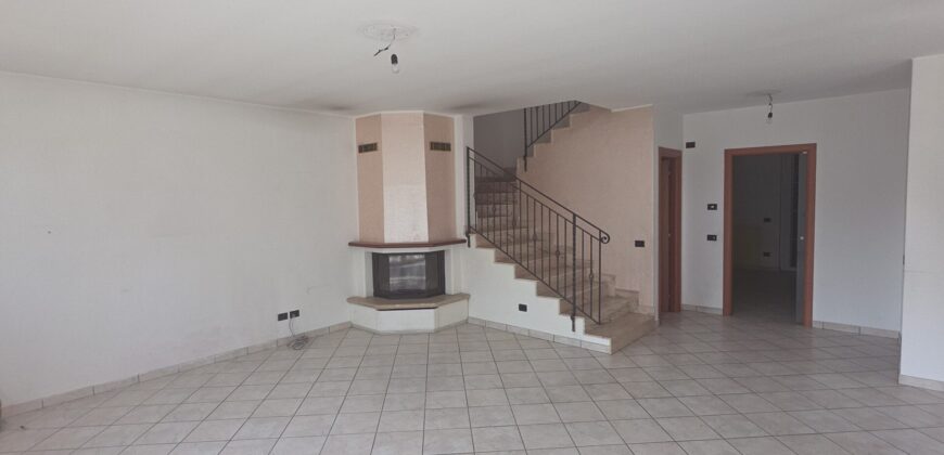 SANT’ANGELO LODIGIANO – Porzione di bivilla