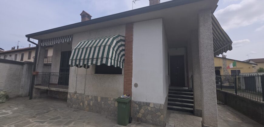 SANT’ANGELO LODIGIANO – Casa indipendente