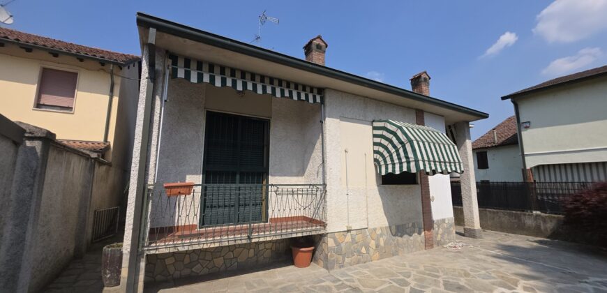 SANT’ANGELO LODIGIANO – Casa indipendente