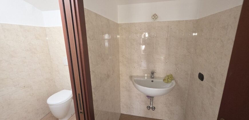 CASELLE LURANI – Casa semi indipendente