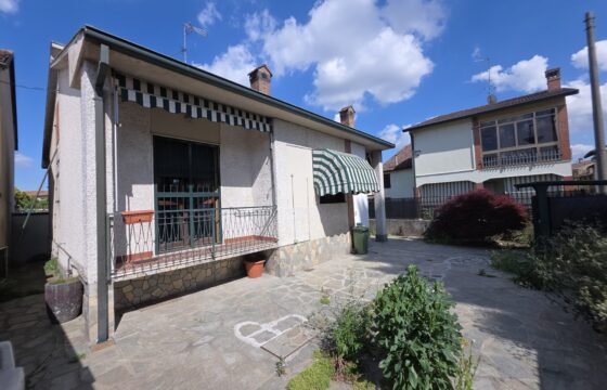 SANT’ANGELO LODIGIANO – Casa indipendente