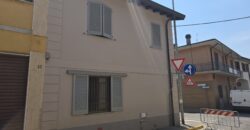 SANT’ANGELO LODIGIANO – Casa Semi indipendente