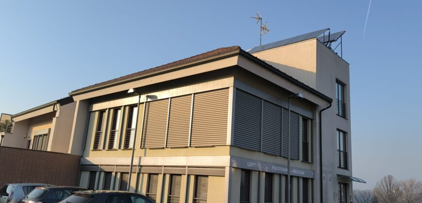 LODI – Ufficio a rustico