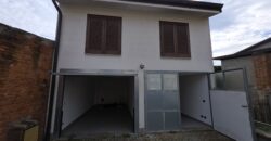 CASELLE LURANI – Casa semi indipendente