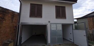 CASELLE LURANI – Casa semi indipendente