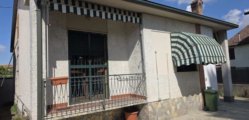 SANT’ANGELO LODIGIANO – Casa indipendente