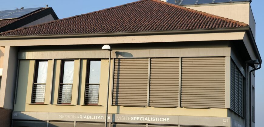 LODI – Ufficio a rustico