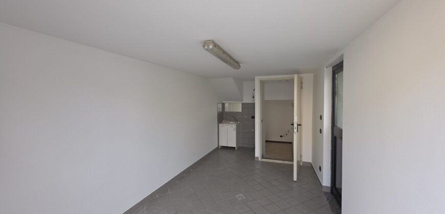 CASELLE LURANI – Casa semi indipendente