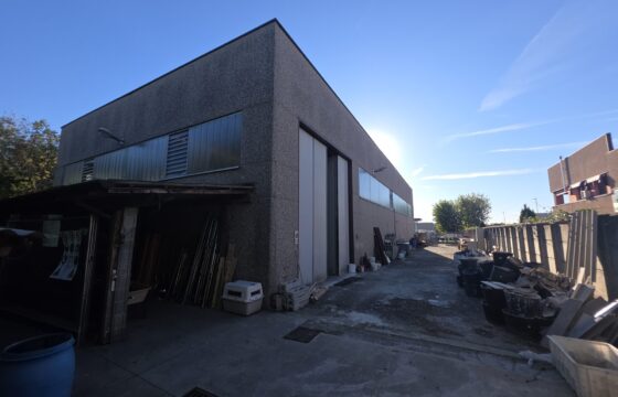 CASTIRAGA VIDARDO – Capannone commerciale