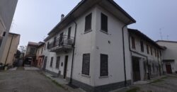 SANT’ANGELO L. – Casa semi indipendente