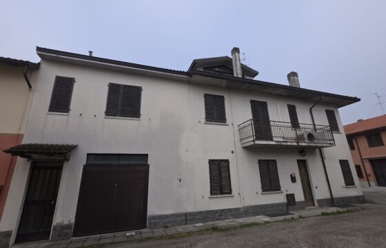 SANT’ANGELO L. – Casa semi indipendente