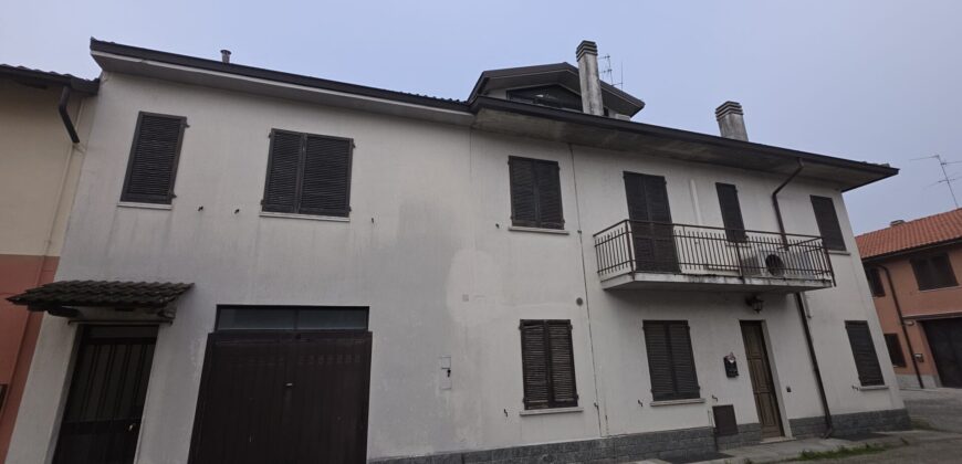 SANT’ANGELO L. – Casa semi indipendente