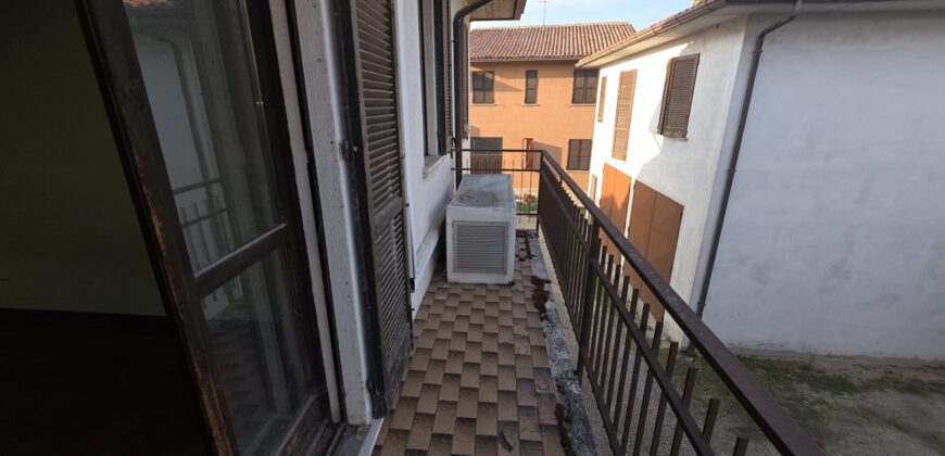 SANT’ANGELO L. – Casa semi indipendente
