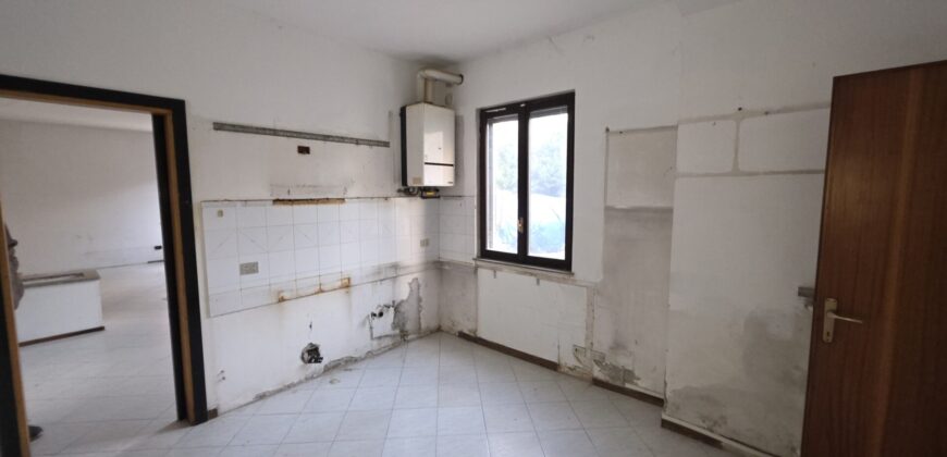 SANT’ANGELO L. – Casa semi indipendente