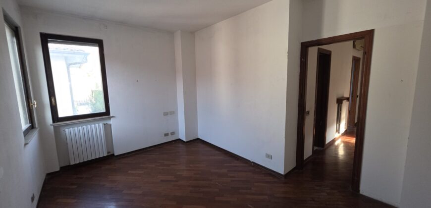 SANT’ANGELO L. – Casa semi indipendente